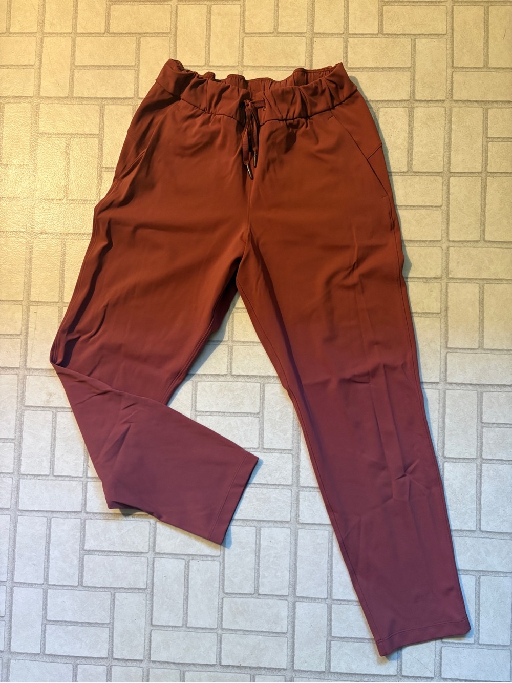 Lululemon Training Pants size 8